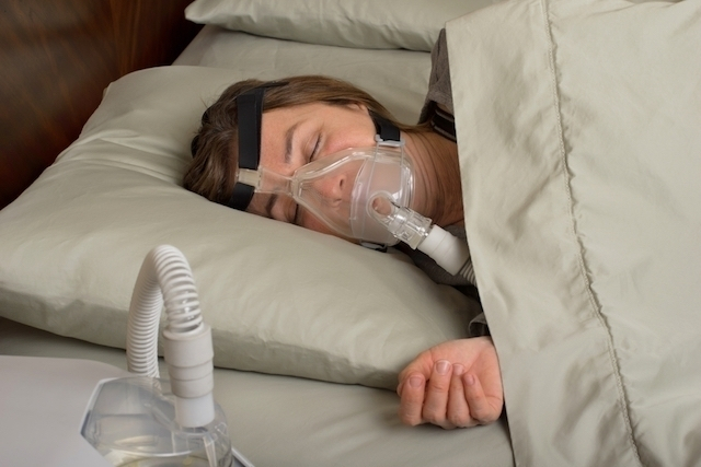 Apneia do sono: o que é, sintomas, tipos e tratamento