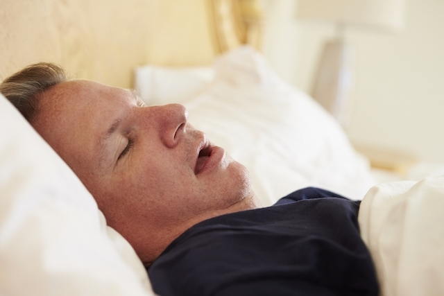 Apneia do sono: o que é, sintomas, tipos e tratamento